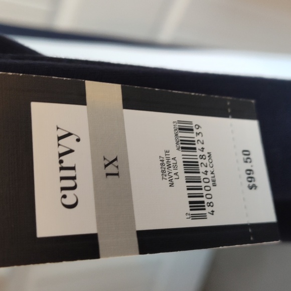 Crown & Ivy Woman Dress - Picture 7 of 9